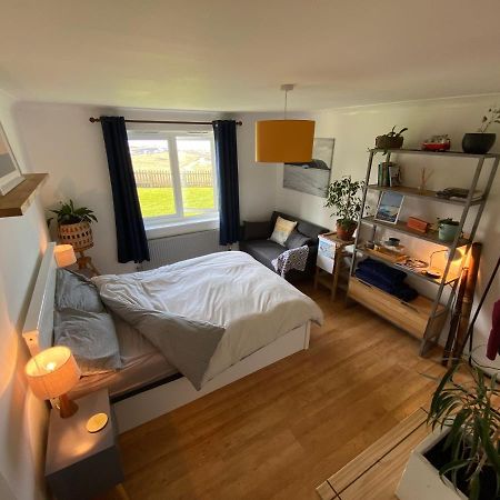 Sea Views On Fistral. Lovely Private Bedroom Newquay  Luaran gambar