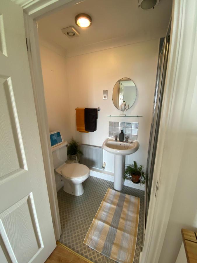 Sea Views On Fistral. Lovely Private Bedroom Newquay  Luaran gambar